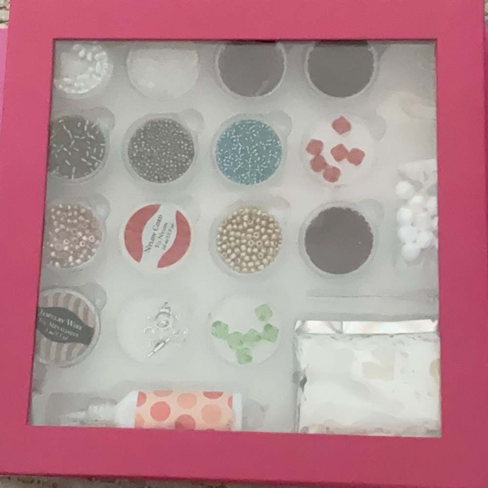 Beading Box - Picture 3 of 5